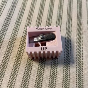 MARY KAY VINTAGE LIP LINER PENCIL SHARPENER